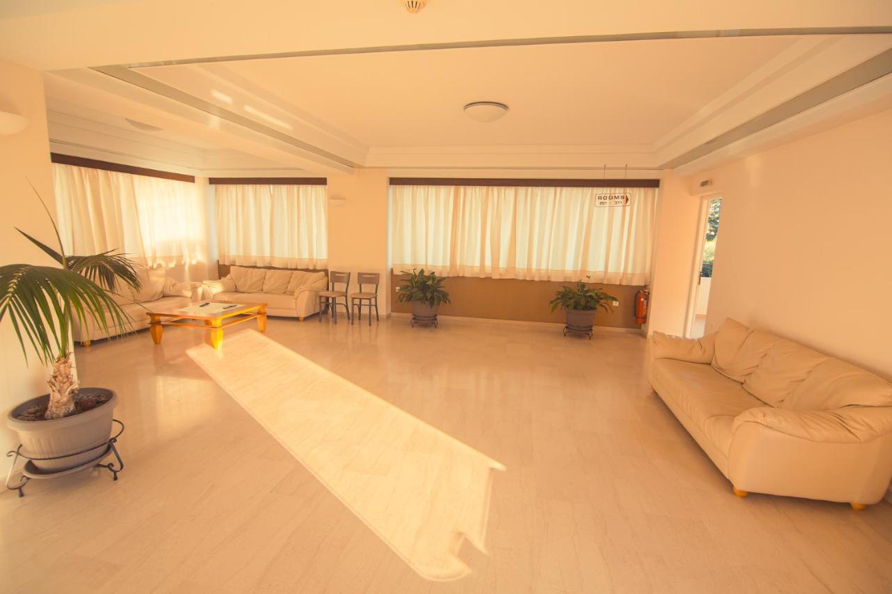 Adonis Hotel Preveza Exterior foto